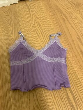 Divided Lavender Lace Trim Ribbed Tank Top